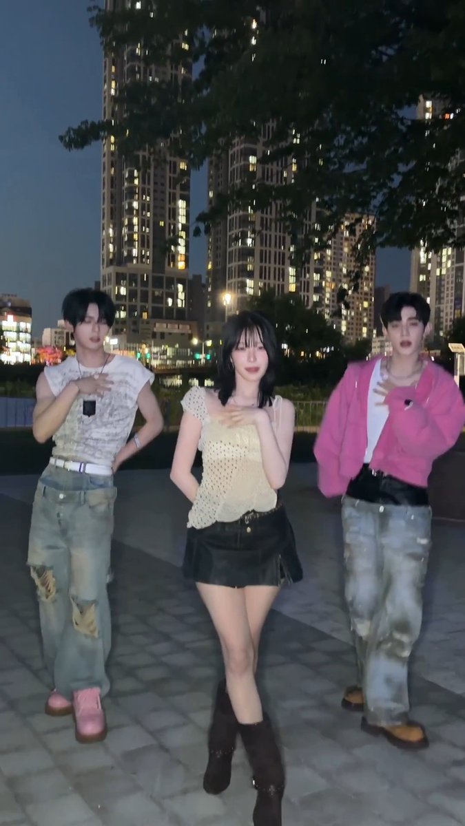 All I got, Aura with #fromis_9 #BAEKJIHEON 🔗 #AND2BLE #앤더블 #HANYUJIN #ZHANGHAO #AND2BLE_Curiosity #AND2BLE_Aura