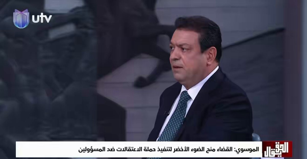 الإنسان يوزع الحلوى (الجكليت) في الأوقات التي يفرح بها، وأنا غالب الدعمي أشعر أن مناسبتي السعيدة هي القبض على الفاسدين.