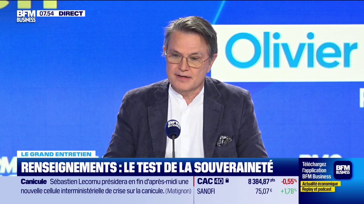 "Je n'aime pas cette notion de souveraineté" Pour Olivier Dellenbach, PDG de ChapsVision, la priorité absolue est de garantir l'indépendance de ses clients. Il estime que la notion de souveraineté n'a pas de sens, chaque acteur économique étant structurellement dépendant d'autres entreprises.