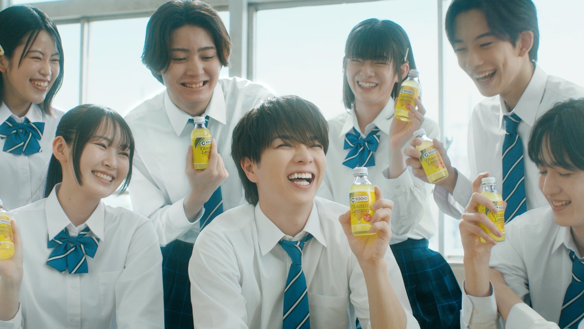 \新WEBCM 公開🍋/ 塩﨑太智さん出演のWebCM! ごきげんすぎる塩﨑さんにご注目ください! ごきげんでいれば青春はたのC1000🍋 C1000ビタミンレモンでごきげんも~っとつづくらしー! PR