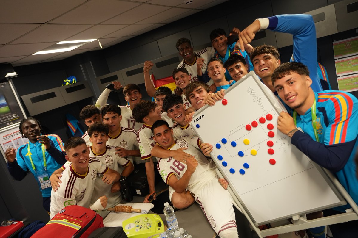 🙄 Siete goles no se marcan todos los días. #U19EURO | #NuestraBase