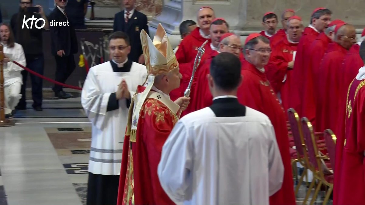 En la solennité des saints Pierre et Paul, #LéonXIV préside la messe en la basilique Saint-Pierre de #Rome. Au cours de cette célébration à laquelle participent les cardinaux, le Pape va imposer le pallium aux nouveaux archevêques. 👉 À suivre sur KTO &