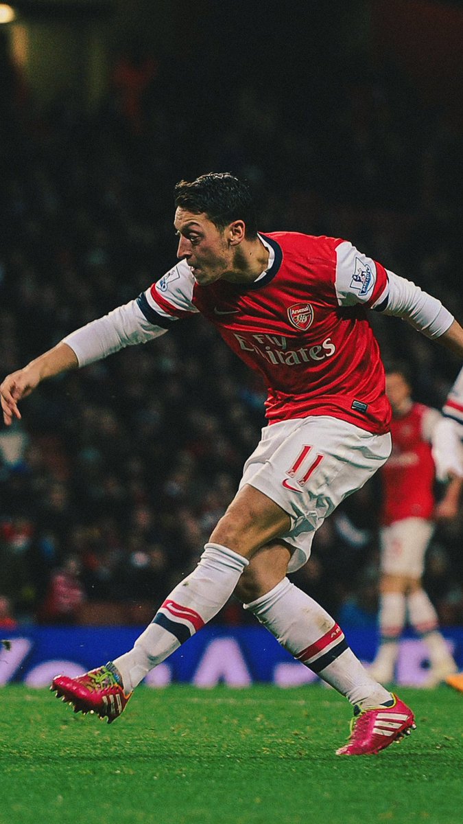 🗓️ MW10: Hull City (H) Ozil finds the net after Ramsey's sublime through ball back in 2013 ✨