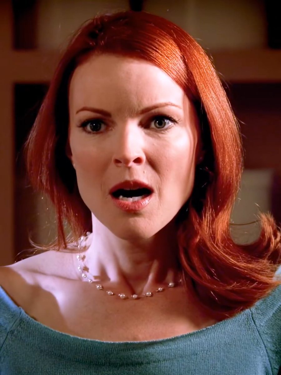 A divorce, a hit-and-run, and a mother-son duo who lacked a visible moral compass. Bree and Andrew running over Carlos’s mom and burying the truth remains one of the coldest storylines in TV history. 😳 Wisteria Lane was never the same after this. watch till the end. 🍿