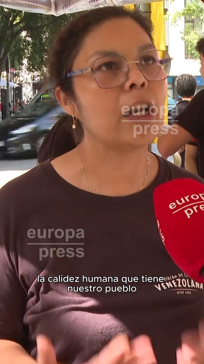 🇪🇸🇻🇪 | DESASTRE EN VENEZUELA: Voluntarios de Barcelona piden "insumos médicos y alimentos no perecederos" para los afectados del terremoto en Venezuela: "Se requiere para salvar vidas, sobre todo las de los niños".