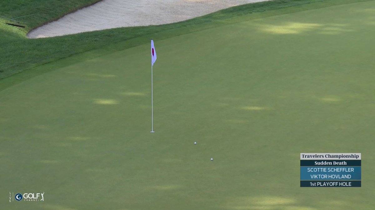 SCOTTIE AND VIKTOR BOTH GO RIGHT AT. WE’VE GOT OURSELVES A PLAYOFF.
