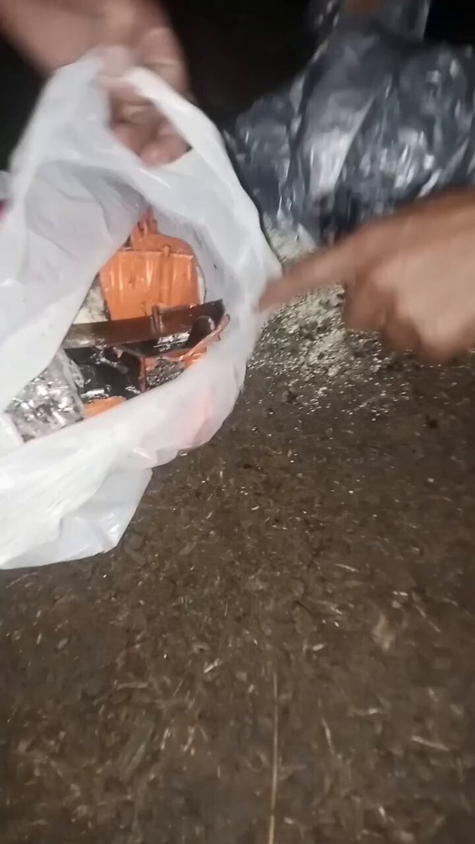 🚨 BIG: Pakistani Army dropped bombs by drone at protest site in Rawalakot, PoK, Awami Action Committee releases video. According to the Awami Action Committee between 12:00 a.m. and 1:00 a.m. today four RDX-like explosive devices fitted with timers were dropped by a drone over the ongoing protest site in Rawalakot, PoK. A large number of protesters were present at the site at the time. The committee claimed that volunteers acted swiftly, removed the devices, and safely defused them, preventing what it described as a potentially massive loss of life. The Jammu & Kashmir Joint Public Action Committee said the people of PoK would not be intimidated by such actions and would continue their peaceful struggle for their rights regardless of the circumstances. #Rawalakot #PoKProtests #HumanRightsViolation #AwamiActionCommittee #StopAJKCrackdown