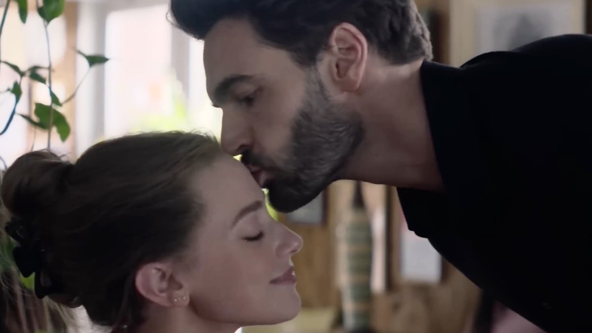 Lili Reinhart and Tom Bateman star in the first teaser for Ali Hazelwood's #TheLoveHypothesis. Streaming September 23 on Prime Video.