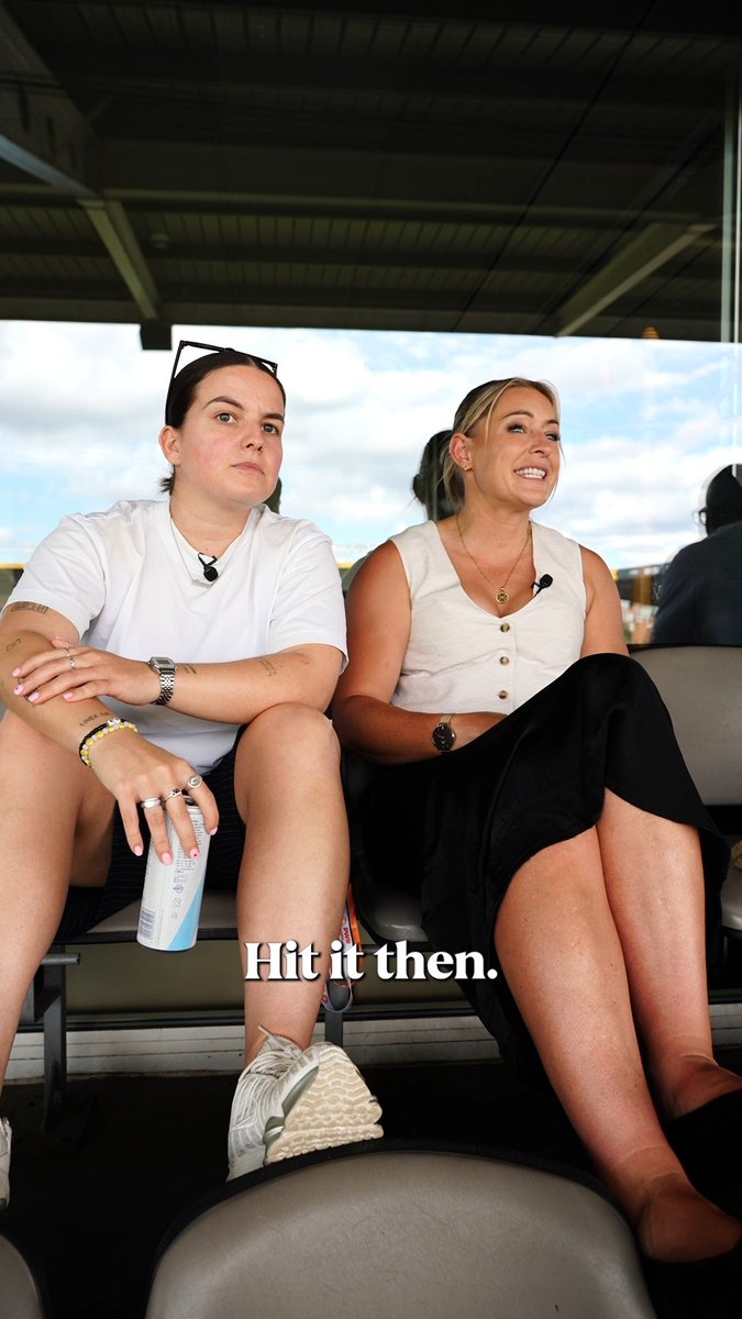 What it's like watching a PWR Final with rugby people 👀🏆 Nancy Baker and Mo Hunt react to every twist and turn in the PWR final 😂