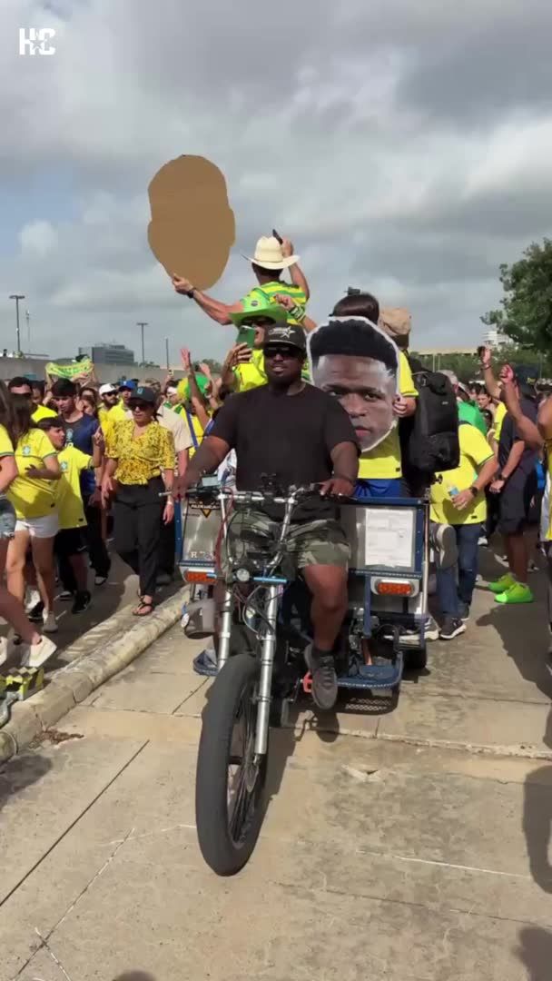 Local pedicab driver Frank Pipkins became the star of Brazil's fan walk in Houston this morning ahead of Brazil's World Cup match against Japan at 12. p.m. "By far the best experience I've had," Pipkins said. Visit for more World Cup stories and live match updates. 📝&📸: Peter Warren / reporter