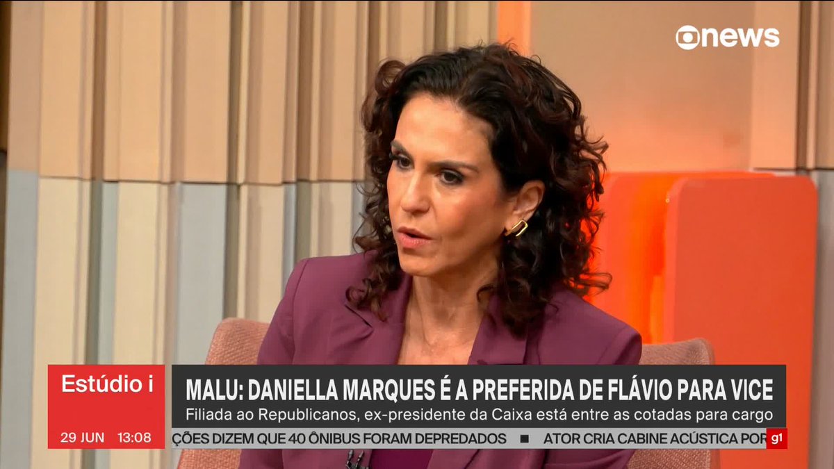 Daniella Marques, ex-presidente da Caixa no governo de Jair Bolsonaro, é a preferida de Flávio Bolsonaro para vice-presidência, diz Malu Gaspar. ➡ Assista à #GloboNews ao vivo: #Estúdioi