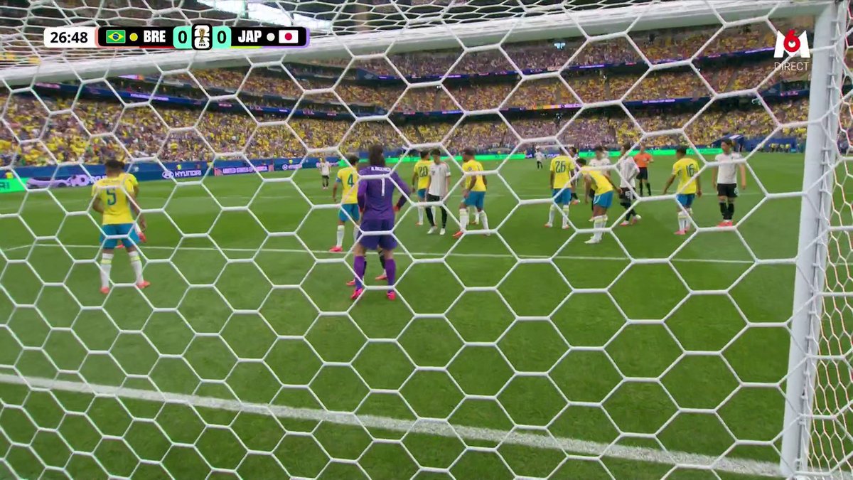 ⚽️ CASEMIRO NE PEUT PLUS FAIRE FAUTE AVEC SON JAUNE.. ALORS KAISHU SANO 🇯🇵 EN PROFITE ET ALLUME HORS SURFACE !!!!!! 🚀 LE JAPON EST DEVANT LE BRÉSIL 🇧🇷 !!!!!!!! 🤯