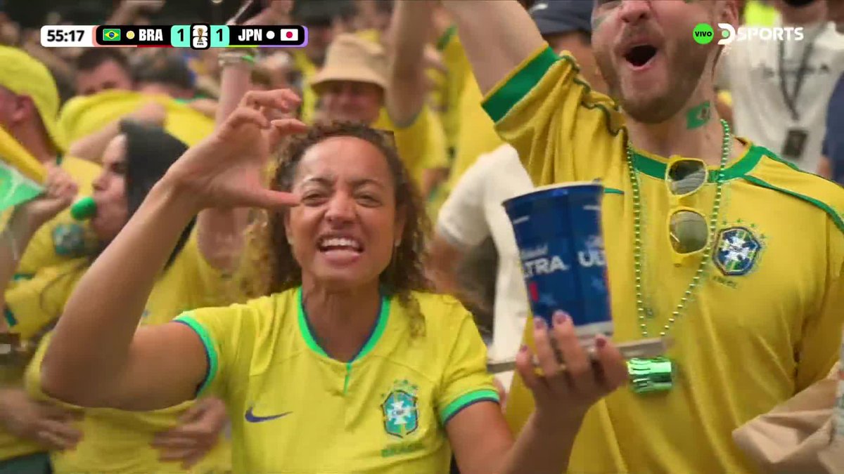 ¡CASEMIRO PUSO EL EMPATE! De cabeza, el volante del Manchester United puso el 1 a 1 para Brasil ante Japón en los 16avos de final de la Copa Mundial de la FIFA 2026™
