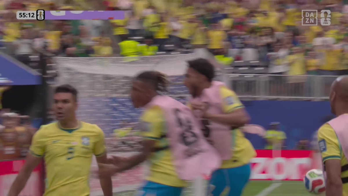 CARLOS HENRIQUE CASEMIRO 💥 Siempre aparece. Siempre. Los días importantes llevan su nombre 🇧🇷 #DAZNMundial #FIFAWorldCup