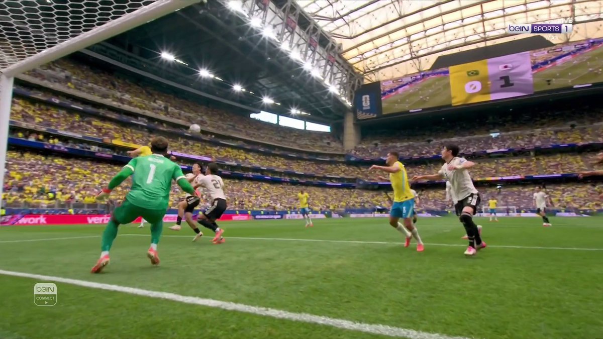سوزوكي والقائم يحرمان فينيسيوس من تسجيل الهدف الثاني للبرازيل #كأس_العالم2026 | #مونديال2026 | #كأس_العالم #FIFAWorldCup2026 | #FIFAWorldCup | #beINWC26