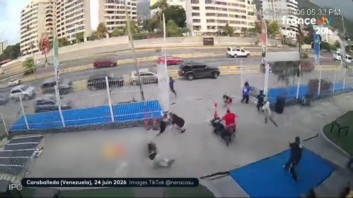 🇻🇪 Venezuela : une forte secousse ressentie 5 jours après le plus violent séisme qui a frappé le pays. Il reste 50 000 disparus mais il y a encore eu des miraculés dont une mère et son bébé de 18 jours. #JT20h