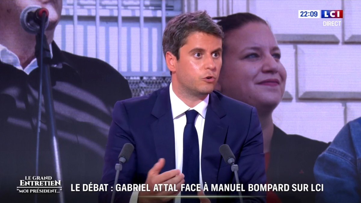 Je cherche à rassembler les Français, à apaiser et à unir notre pays. Faire siffler la Marseillaise, nier l'antisémitisme, dresser nos compatriotes les uns contre les autres, c'est tout faire pour le diviser.