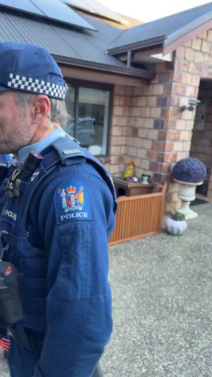 BREAKING NEWS: NZ Police turned up to my house this morning to confiscate my hunting guns, and to advise that they have revoked my gun license. All because I have spoken up about Mass Immigration! Here's my live video, as it all went down...