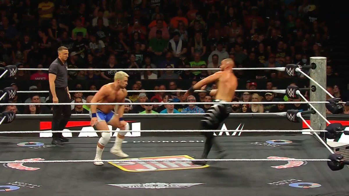 Joe Hendry with the big WIN! 🎼 DOWN goes Austin Theory!
