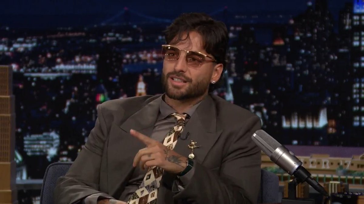 .MALUMA put one of his childhood photos on the cover of Loco X Volver because he wanted fans to “know the real Juan Luis” 🥹 #FallonTonight