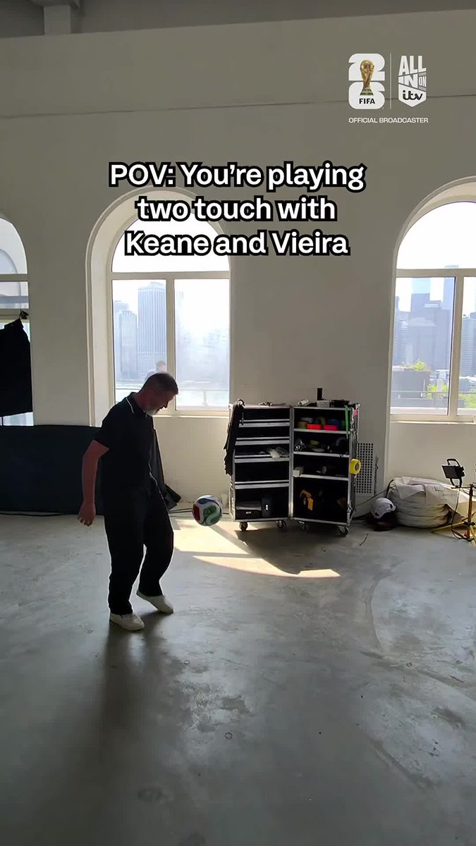 You’re playing two-touch with a couple of football legends 👀 Admin was struggling 😅