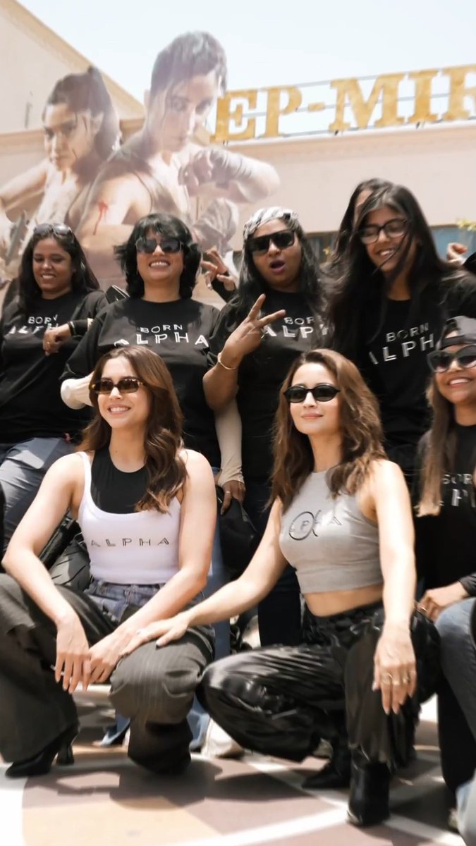 Jaipur, you beauty. 🤌🏻 Thank you for showing so much love for our αLPHAs. #Alpha tickets on sale from tomorrow 🍿🙌 See you in cinemas, this Friday!