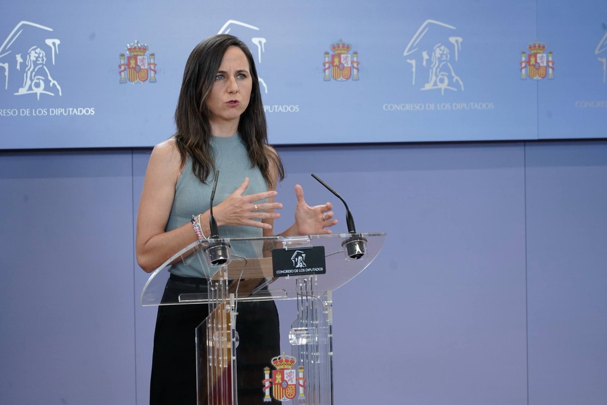 El Gobierno ha incumplido, una vez más, el plazo que Europa le dio para cumplir con la Fijeza Ya y acabar con el fraude de ley en los contratos temporales en la Administración Pública. Este final de legislatura está destrozando el proceso político de esta década. 🎥 Ione Belarra