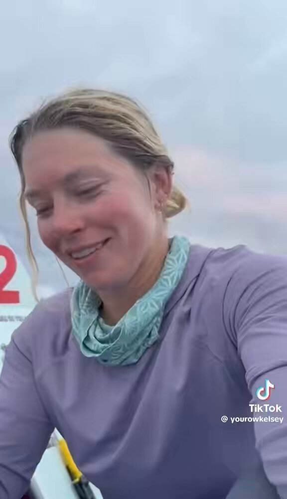 A heart-warming exchange between Chinese & American people. An American lady sailing solo & slowly in the middle of the Pacific was radio-contacted by a Chinese cargo ship crew who thought she was in distress. The crew asked for her Gmail so he could check her safety 20 days later, to make sure she'd arrived safely in Honolulu.