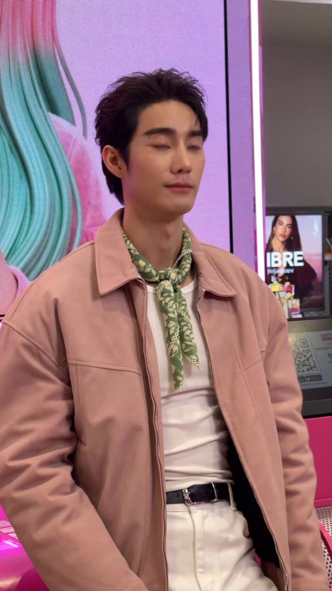 นับได้กี่จุ๊บกันน้าา มีใครทายถูกบ้าง? เสิร์ฟสุดๆวันนี้🤭 #EVEANDBOYXFORCE #EVEANDBOYCafexNOSETEA #EVEANDBOY #fforce_