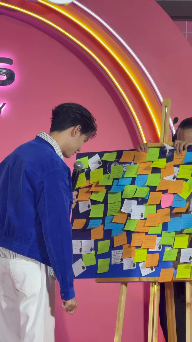 ช่วงอ่านโพสต์อิทหมูยอกับน้องหยิ่นค้าบบบ 🗒️🥰 TOPS TH x OralB x YINANAN #TOPSTHAILAND #สวยคุ้มแบบตัวท็อปส์ #TOPSOfBeautyByLOOKS2026 #TOPSOfBeautyByLOOKS #OralBThailand #OralBxYin #yinyin_anw