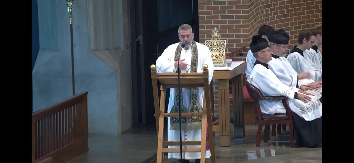 This is a outstanding — lucid and clear. Fr Christopher Smith, a priest of the Diocese of Charlestown, South Carolina addresses the forthcoming SSPX consecrations