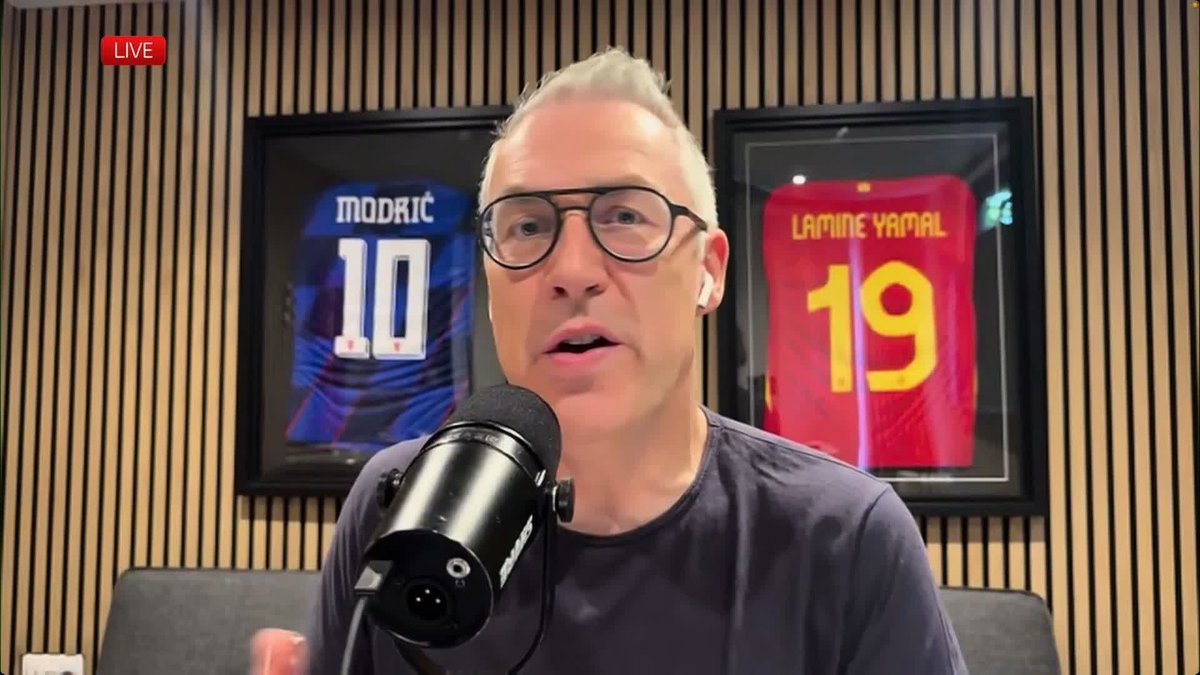 🗣️ "He's a bit bored doing his current job". European football expert Andy Brassell believes Jürgen Klopp is the perfect unifying figure between the German national team and the country's football community.