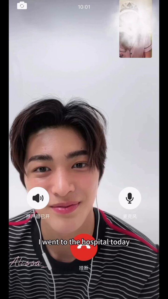 mari kita segarkan tl dengan video keonho salting karena digombalin 😭🤏🏻 💙 aku hari ini pergi ke rumah sakit 🐶 kamu ke rumah sakit? kenapa? ada apa? 💙 soalnya mataku lagi kerasa ga enak 🐶 kok bisa? kenapa? 💙 itu... 💙 karena oppa bersinar banget 🐶 /salting sampe mukanya merah/ 🐶 aku harap kamu ngerasa lebih baik yah sekarang /ketawa malu/ 💙 aku udah oke kok sekarang wkwkwk #keonho #cortis