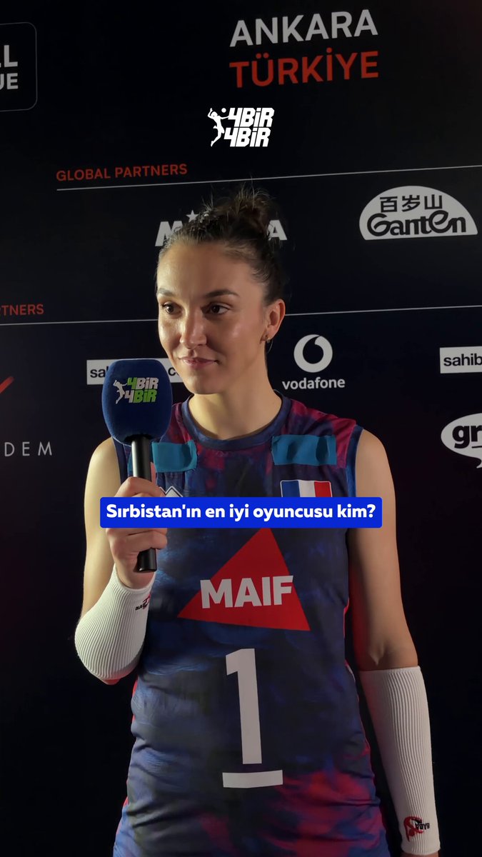 ❓ ÜLKELERİN EN İYİLERİ... 🎤 Helena Cazaute'a ülkelerin en iyi oyuncularını sorduk!