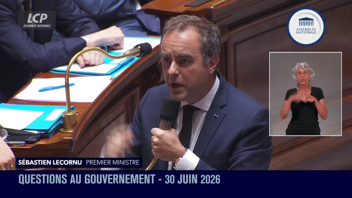 "La seule chose que je vous demande, madame la présidente, c'est que lorsque le gouvernement prend une bonne décision pour le pays, pour l'intérêt général, pour l'écologie, que vous préfériez l'intérêt général à vos alliances électorales avec La France insoumise!", répond Sébastien Lecornu #QAG