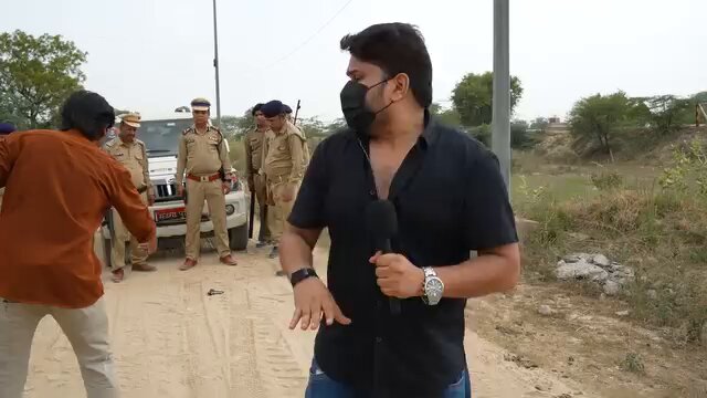 भरत तिवारी जी का फर्जी एनकाउंटर का सच्चाई इस Video मे देखिये ... आत्मसमर्पण करने के बाद भी एनकाउंटर हो गया ।