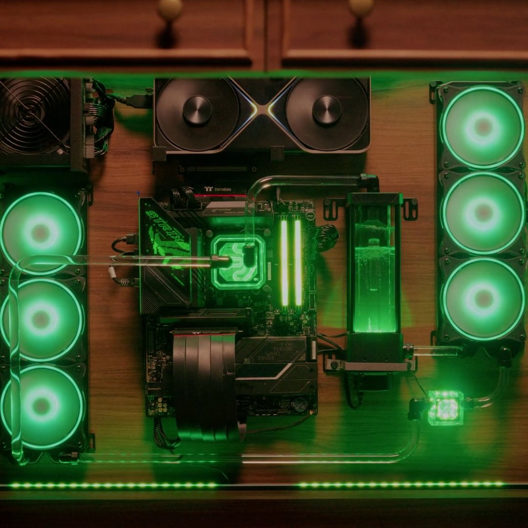 🍸 New GeForce Garage build 🍸 This 007 First Light-inspired desk setup built by Czuga conceals a powerful surprise: a hidden display and gaming rig featuring a GeForce RTX 5080 Founders Edition. #RTXOn