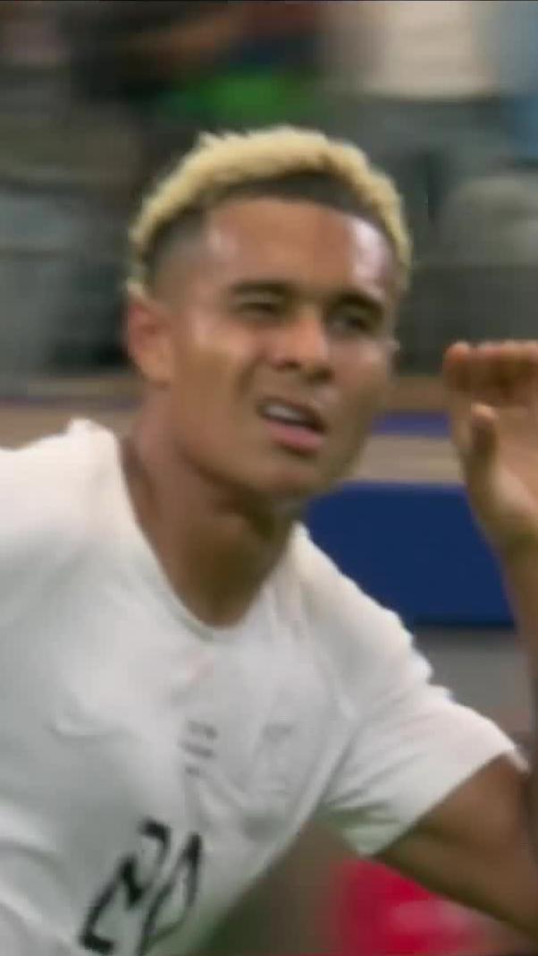 Antonio Nusa ๐ฒ He ๐๐๐๐๐ it in the top corner for Norway's lead๐ฅ๐ณ๐ด ๐บ Stream #FIFAWorldCup2026 on DStv:
