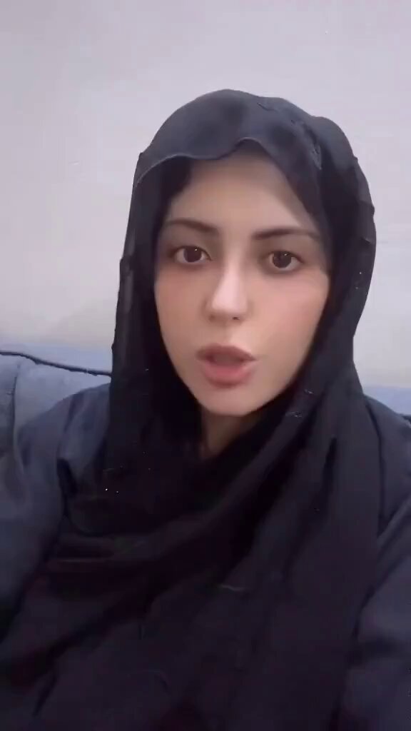 لا تنكروا الواقع ياما ناس عندهم ماجستير ودكتوراه مالقت وظائف
