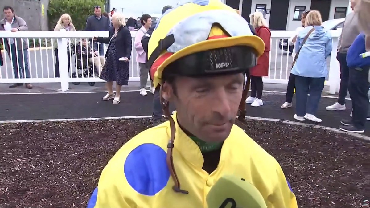 "Very special." A poignant but fantastic success at Roscommon Racecourse tonight. Classic winner Rory Cleary wins the Sean Cleary Memorial - named in honour of his late brother - aboard Thatwilldoso for the second year in succession 👏