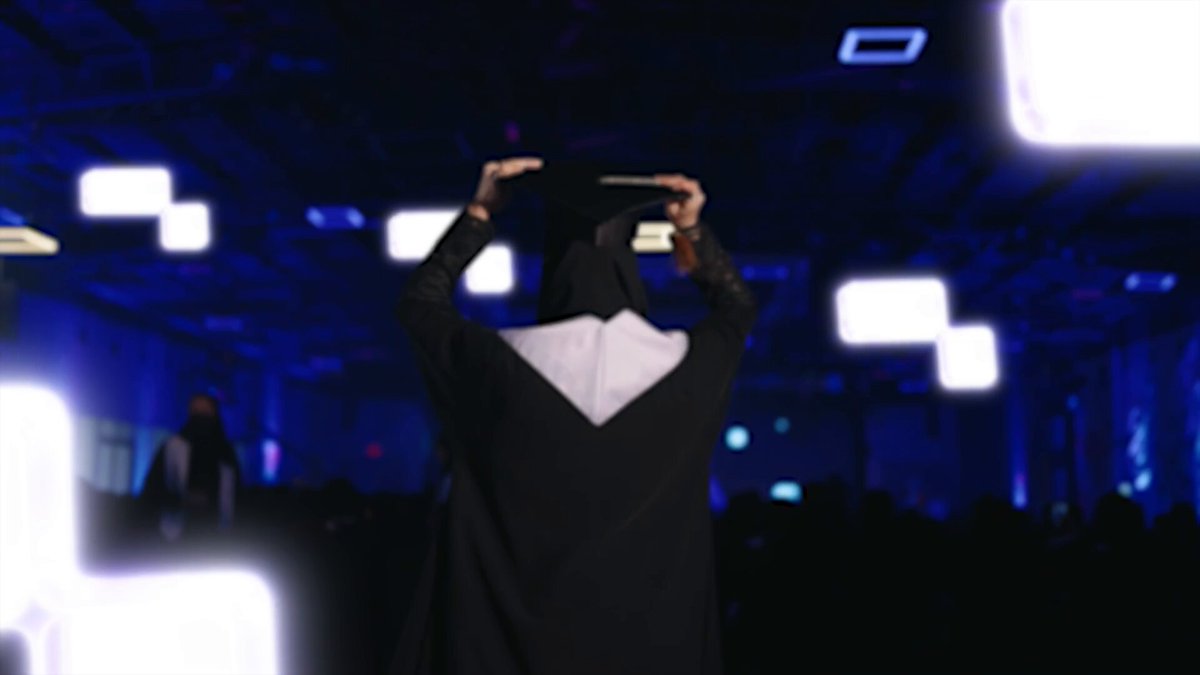 الاستثمار الحقيقي يبدأ بالإنسان، وبما يصنعه من أثر ✨ من كلمة الرئيس التنفيذي في حفل تخريج الدفعة الخامسة من أكاديمية مطوّري Apple بالشراكة مع أكاديمية طويق.