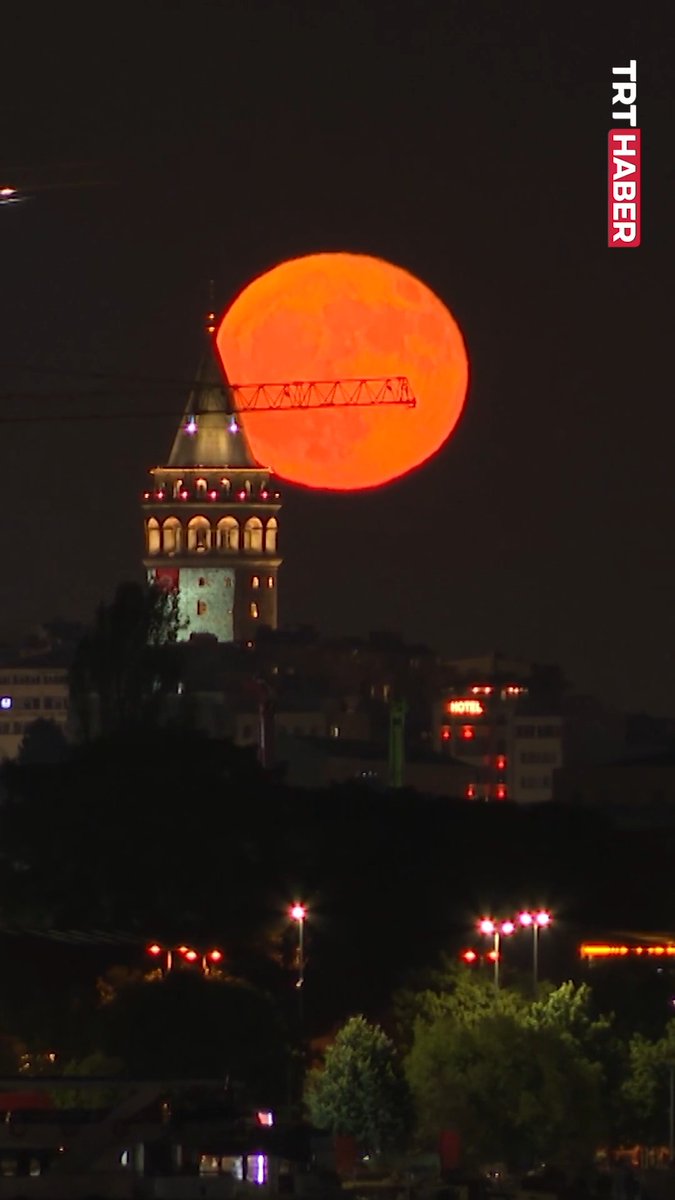 🌕İstanbul’da dolunay…
