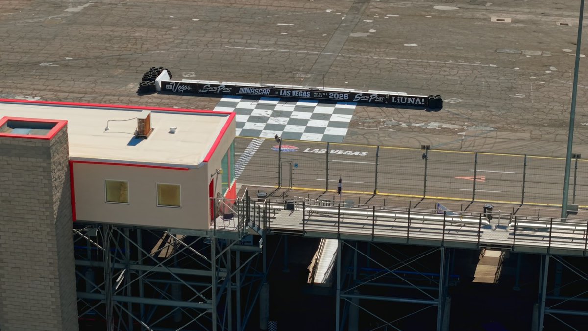 The wait is over. 🤩 Here's to the next generation of racing at Las Vegas' iconic short track, The Bullring. 📰