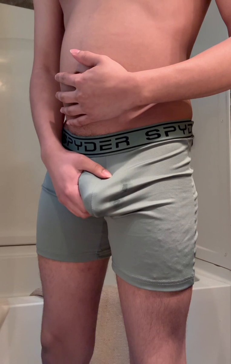 Too much beer 😖 #pantspooping #gayscat #gayshit #burping #pissing #gayfetish #soiling #messing