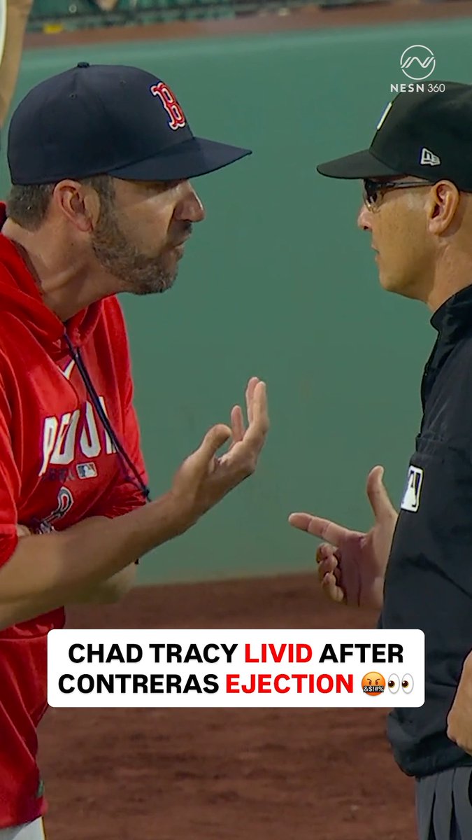 Chad Tracy was not happy with the umpires after Willson Contreras' ejected 🤬