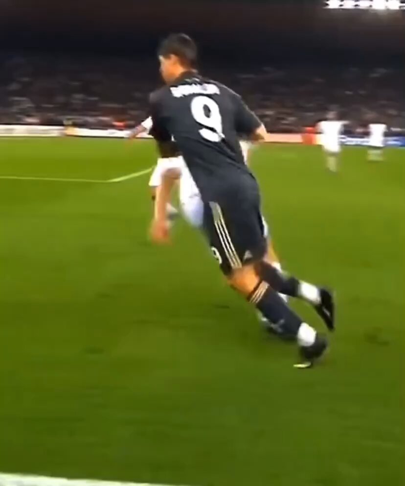El putísimo piojo Alvarado en todo el mundial