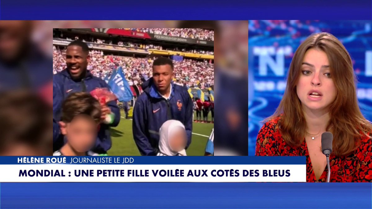 Hélène Roué réagit à la présence d'une fille voilée aux côtés des joueurs de l'équipe de France de football : «Voiler une petite fille, c'est une image qu'il ne faut absolument pas normaliser», dans #100Frontieres Toute l'info est à retrouver sur