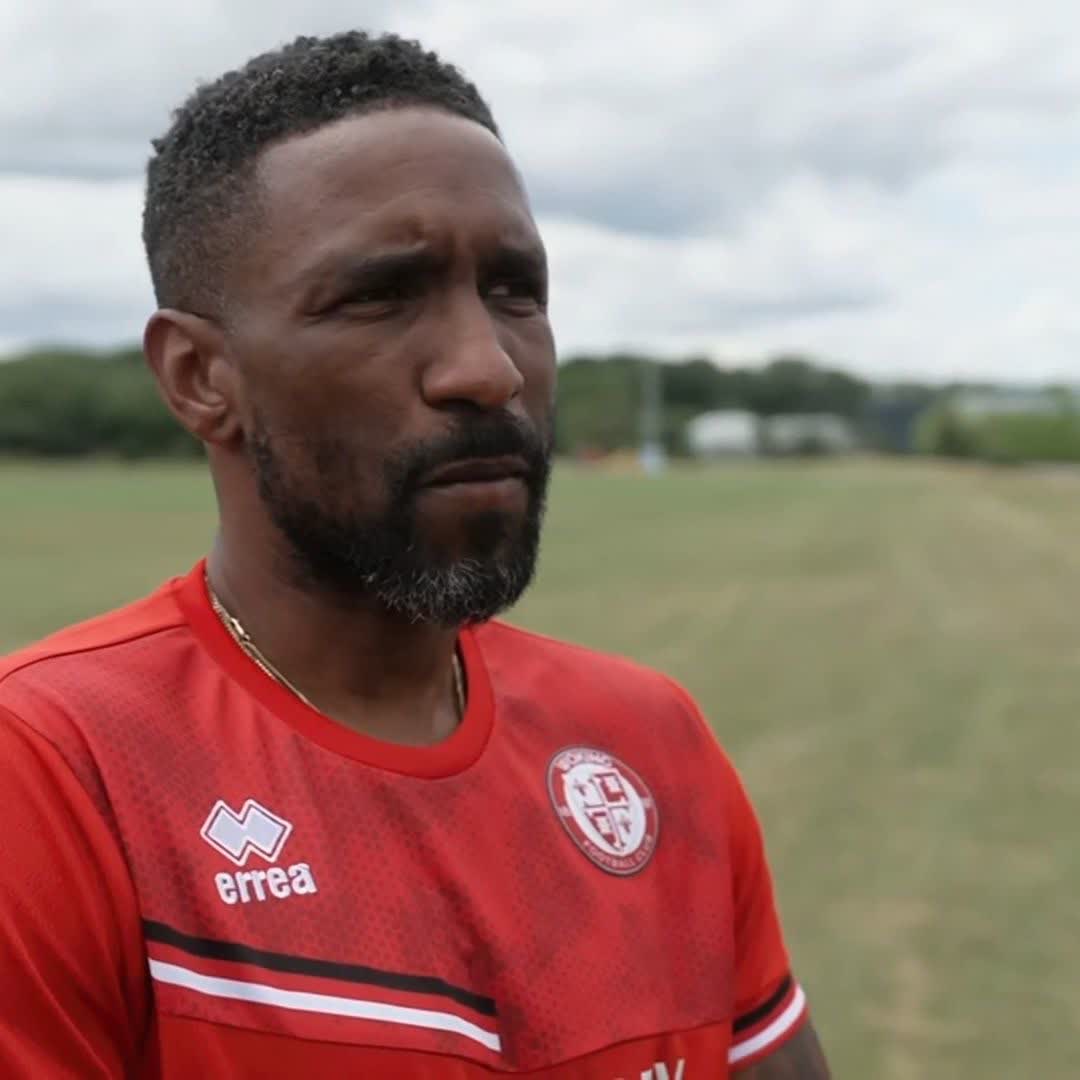 ๐ฃ๏ธ "Before he even spoke, I said, 'you have got to go'." ๐ฃ๏ธ "Rangers are signing a top young player." Former Rangers player Jermain Defoe reveals what happened when Dan Neil called him over a move to Ibrox โคต๏ธ