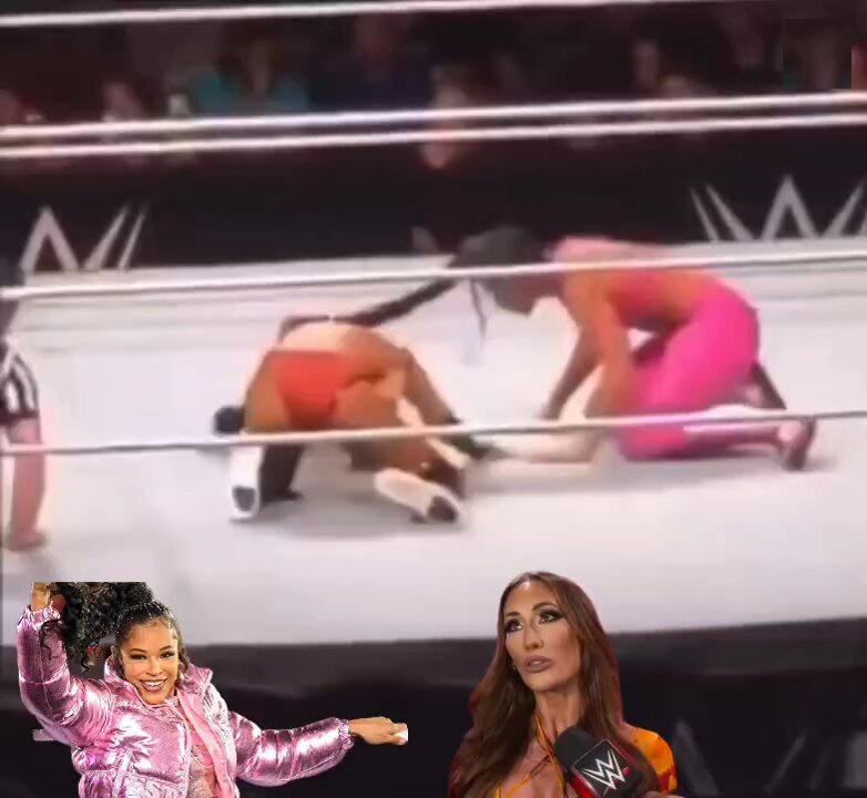 Carmella was dealing with a wardrobe malfunction, and Bianca Belair kept trying to help her throughout the match. One of Bianca Belair's classiest moments ❤️