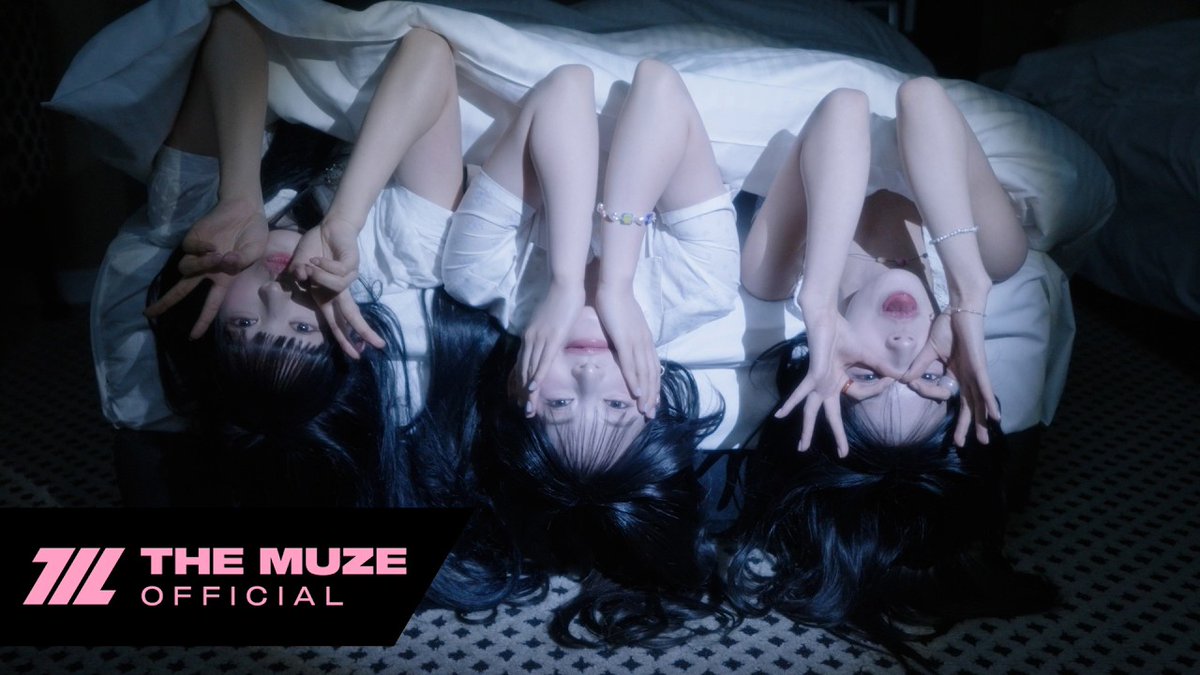 1 year ago today, RESCENE released their 2nd Single Album ‘Dearest’ with title track ‘Deja Vu’